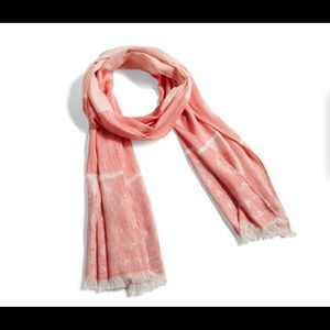 Vera Bradley Lightweight Scarf in Coral Serape